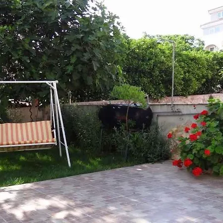 Okrug Gornji 24 Apartment *