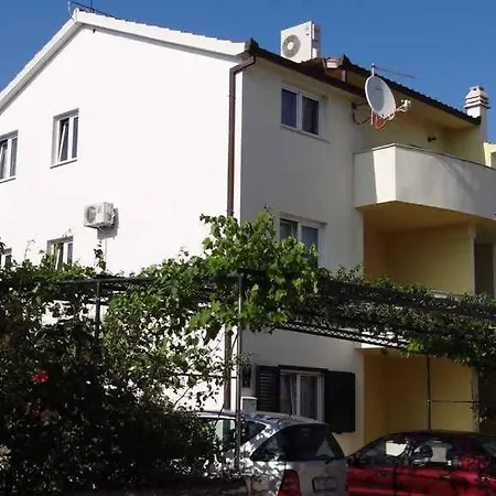 Okrug Gornji 24 Trogir
