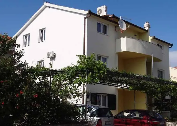 Okrug Gornji 24 特罗吉尔