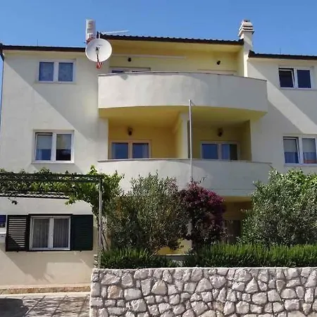 Okrug Gornji 24 Apartman *